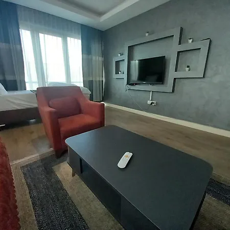 Ξενοδοχείο με διαμερίσματα Myy